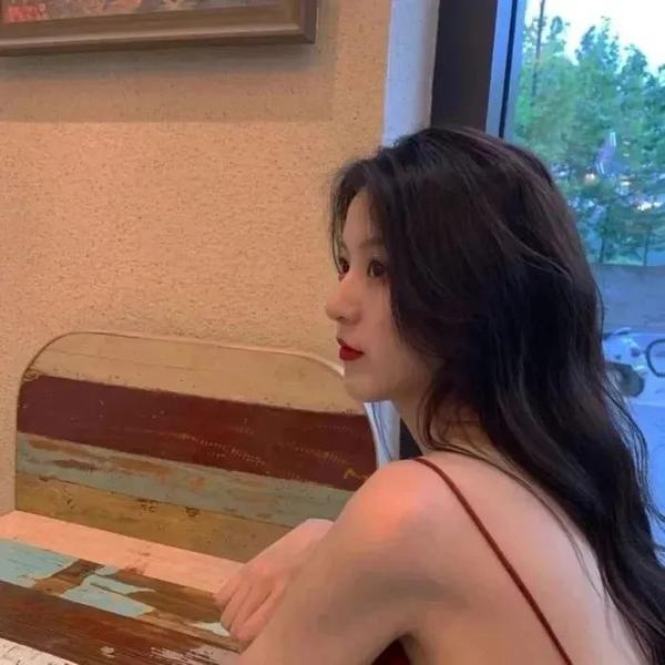 舔女神三年我无敌了